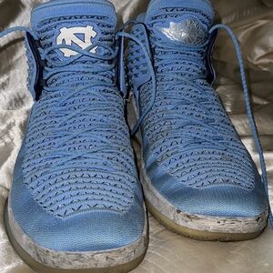 UNC Jordan’s XXXII